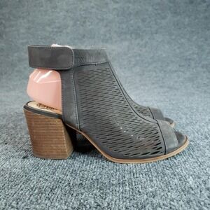 Vince Camuto Boots Womens Size 7.5 Gray Leather Peep Toe Ankle Block Heel